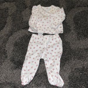 Two piece from GAP baby girl 0-3 months